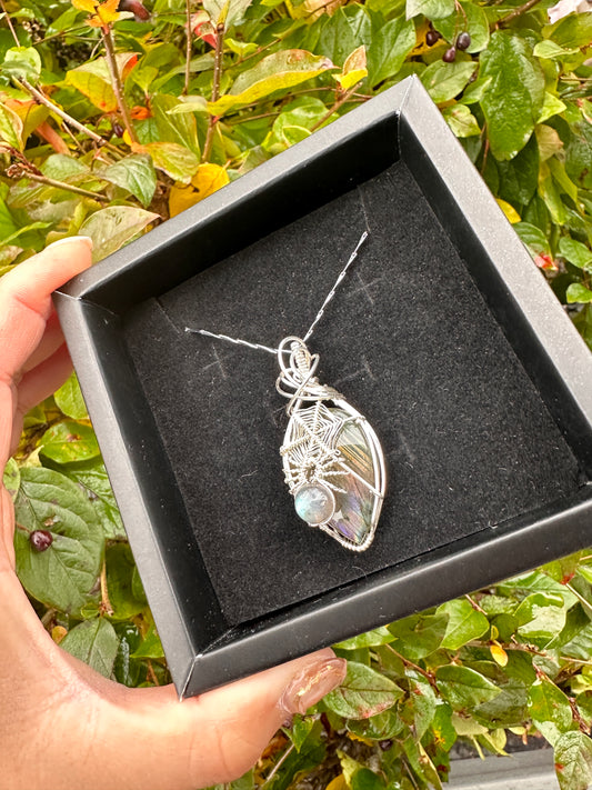 Rainbow flash labradorite spider pendant