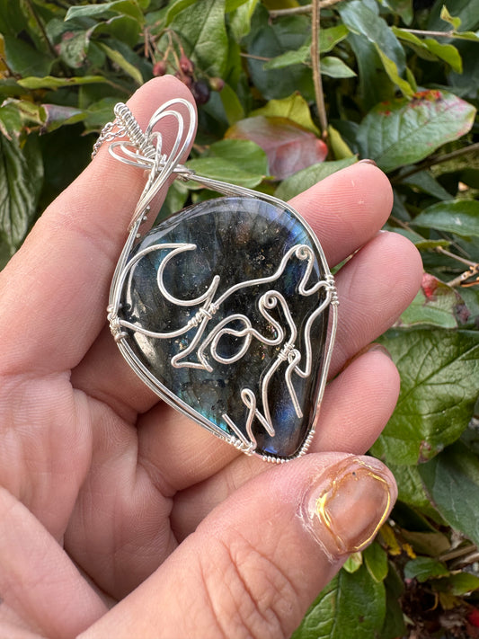 Under the moon labradorite pendent